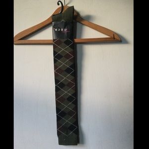 New with tags green argyle patterned knee highs